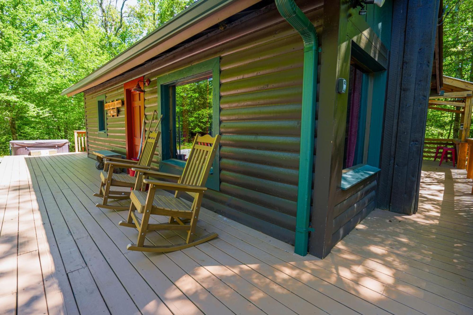 The Big Little Cabin - Hot Tub & Playground Villa Dahlonega Exterior photo