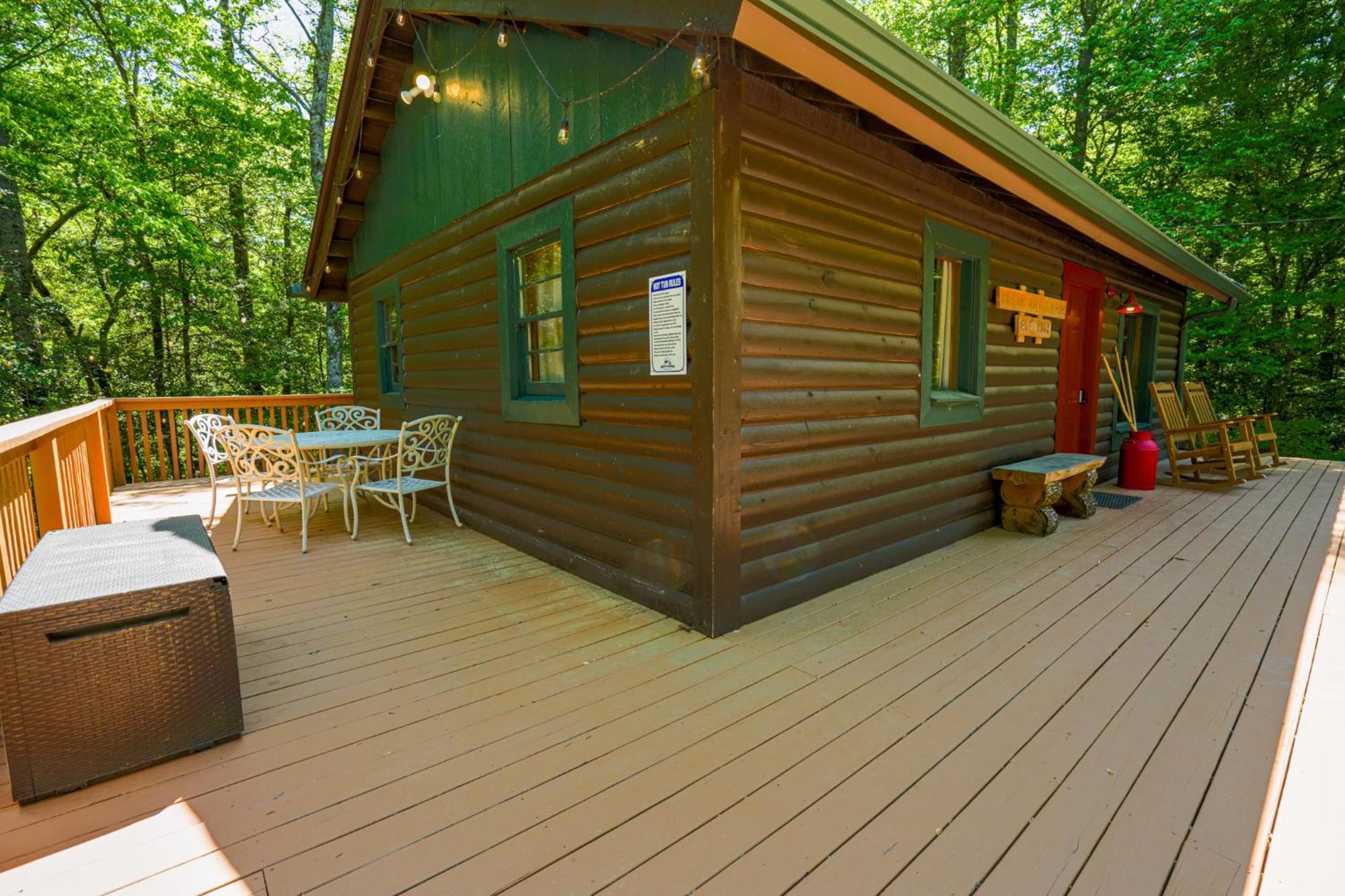 The Big Little Cabin - Hot Tub & Playground Villa Dahlonega Exterior photo