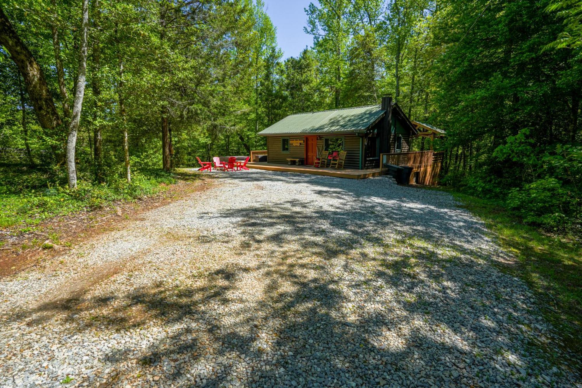 The Big Little Cabin - Hot Tub & Playground Villa Dahlonega Exterior photo