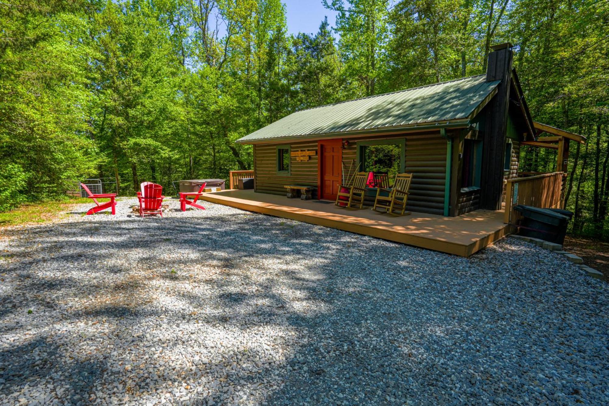 The Big Little Cabin - Hot Tub & Playground Villa Dahlonega Exterior photo