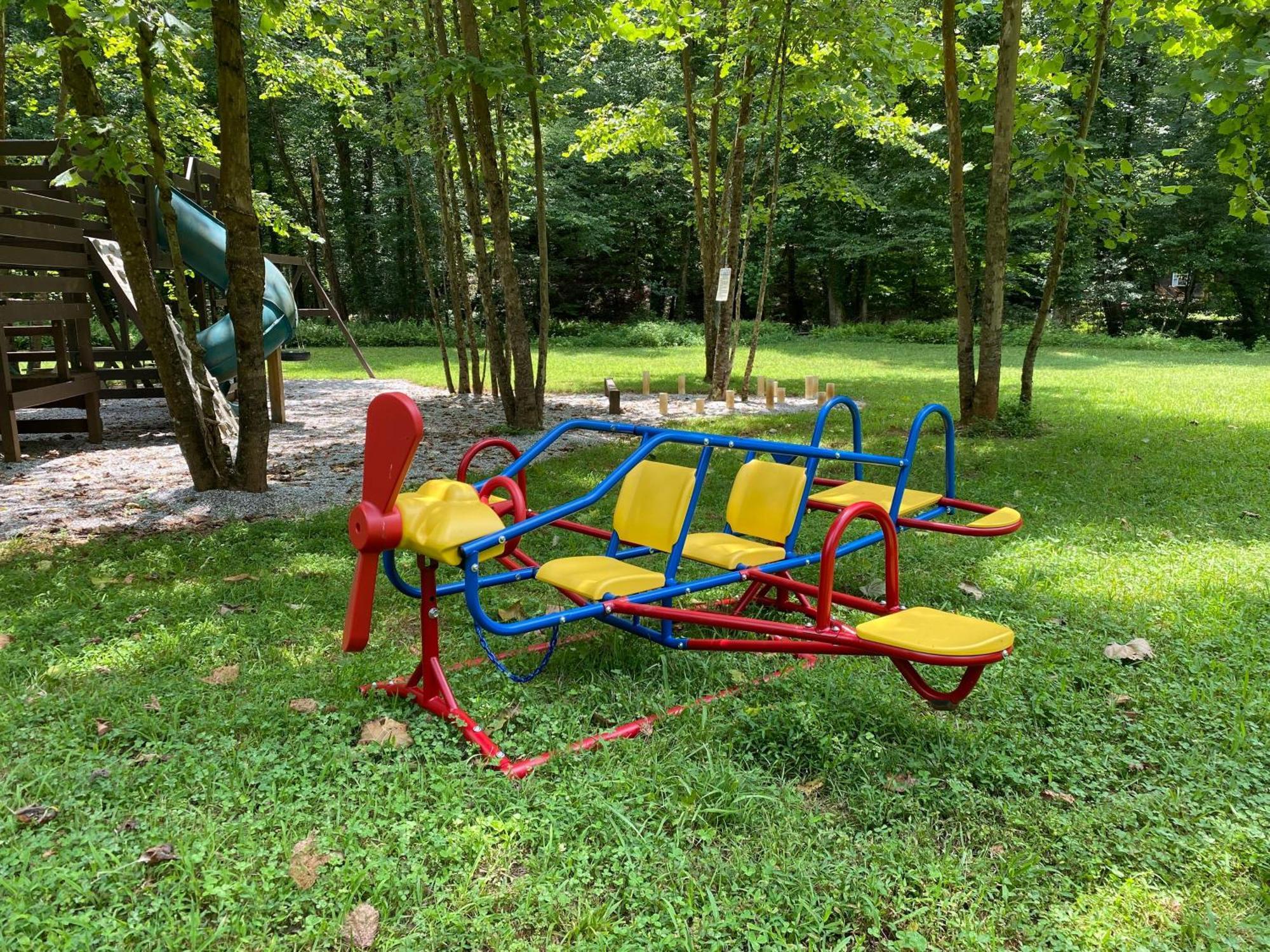 The Big Little Cabin - Hot Tub & Playground Dahlonega Exterior photo