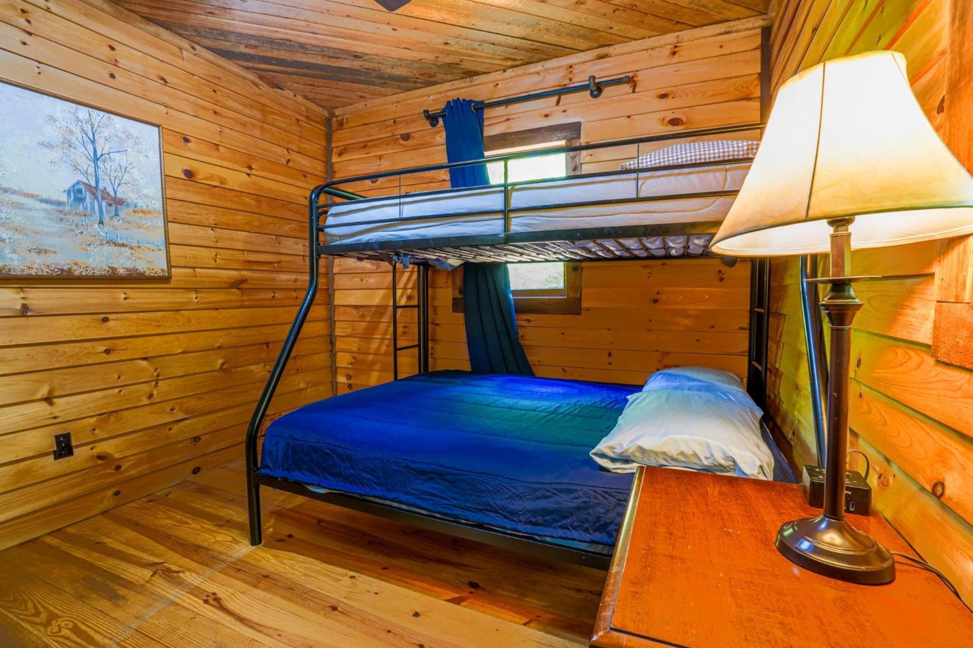 The Big Little Cabin - Hot Tub & Playground Dahlonega Exterior photo