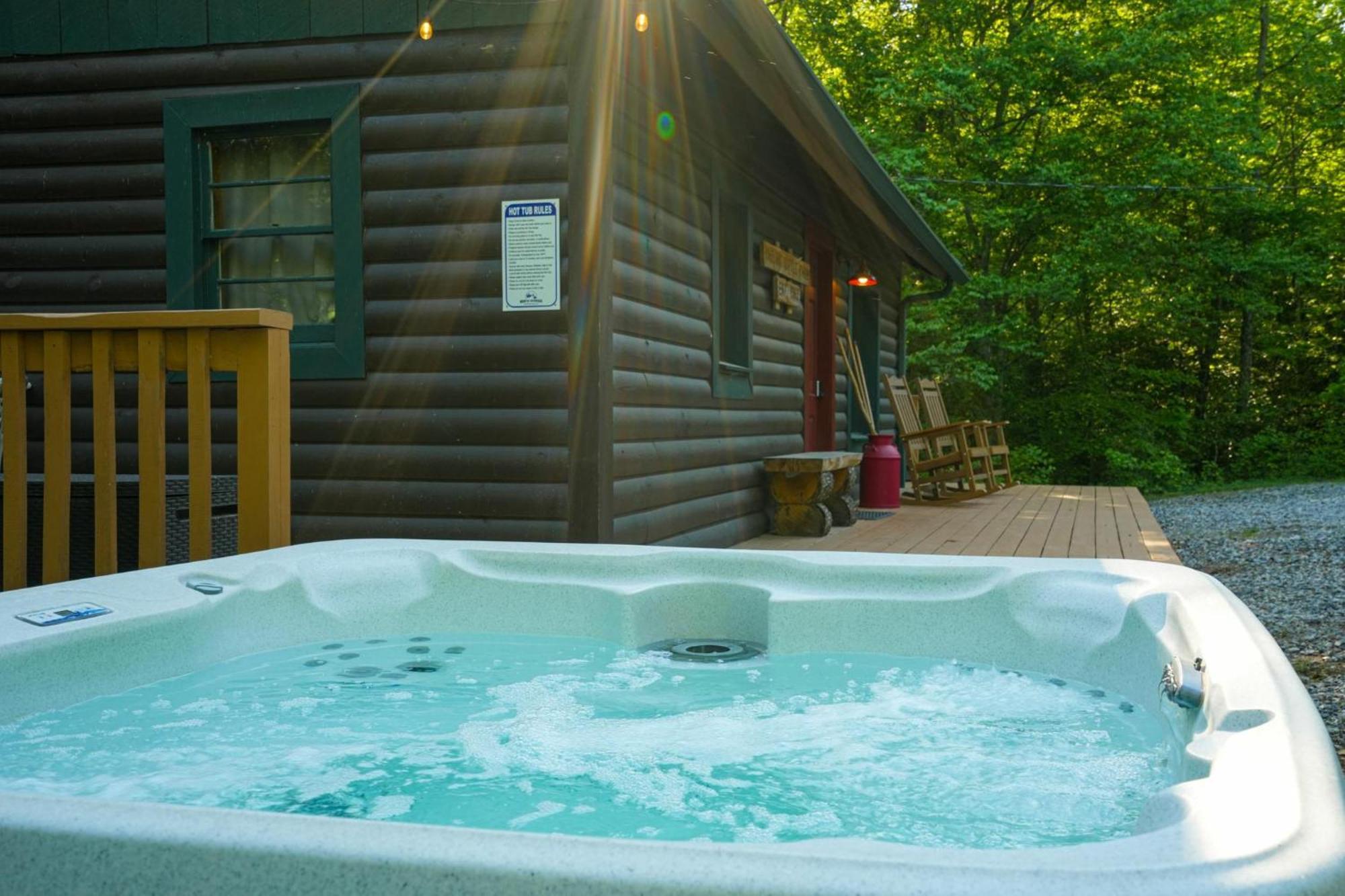 The Big Little Cabin - Hot Tub & Playground Dahlonega Exterior photo